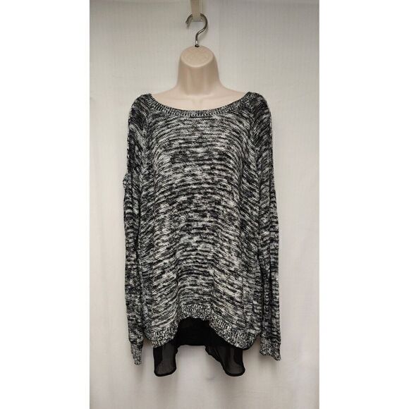 Torrid Marled Cold Shoulder Split Back Sweater Top Black White Size 1 (14-16) - Picture 3 of 7